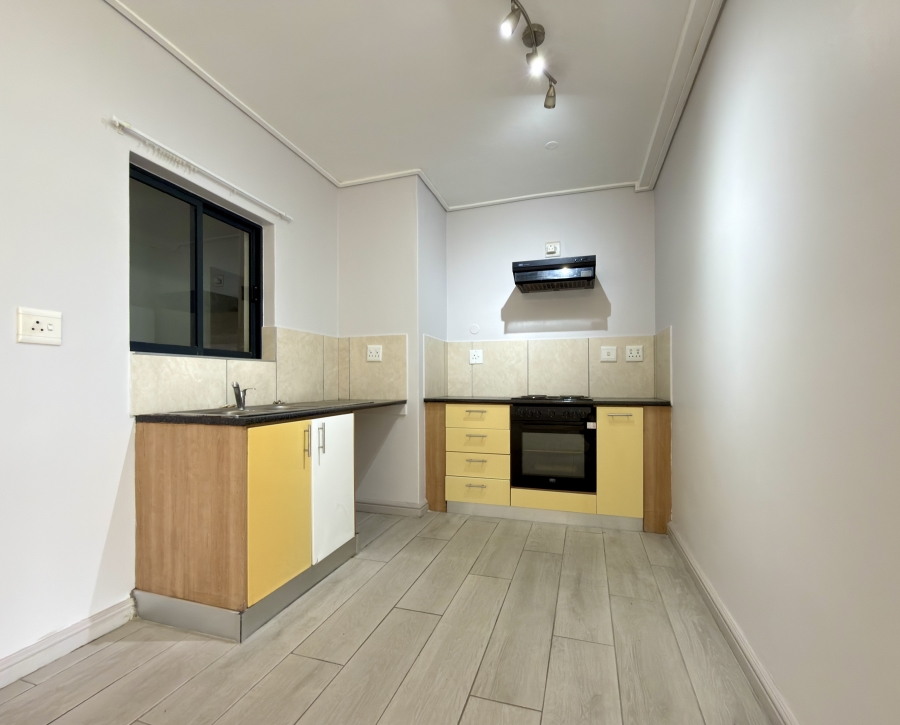 1 Bedroom Property for Sale in Royal Ascot Western Cape